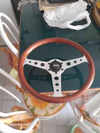 Volante Momo per Fiat 500 e 600 d'epoca