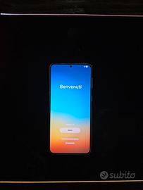 Samsung S21+ con scocca retro danneggiata