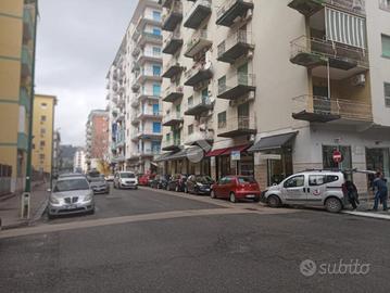 AUTORIMESSA A NAPOLI