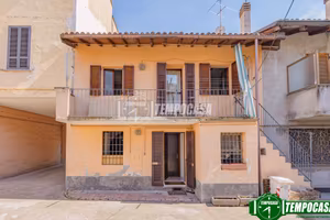 Casa indipendente con terrazzo nel cuore del centr