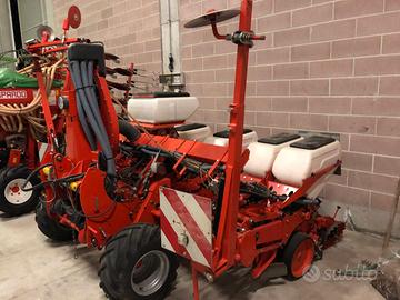 Seminatrice mais KUHN MAXXIMA