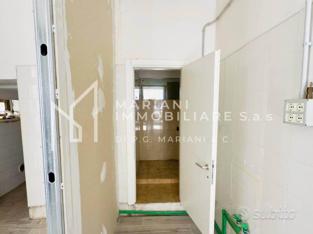 Immobile di 120 m² con 2 locali a Busto Arsizio - Altro