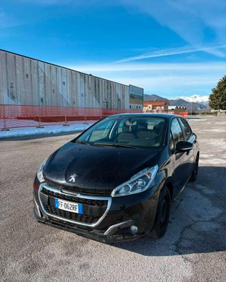 Peugeot 208 1.2 PureTech 82 CV 2016  Benzina