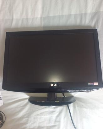 TV LG da 22 pollici 