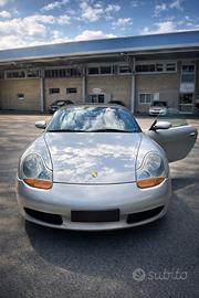 Porsche Boxster 2.5i 24V cat