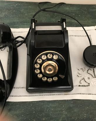 Telefono in bachelite con auricolare