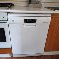 Lavastoviglie Electrolux ESF5534LOW