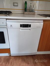 Lavastoviglie Electrolux ESF5534LOW
