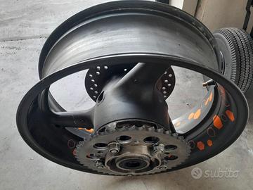 Cerchio Posteriore Honda Hornet 900 (CB900F)
