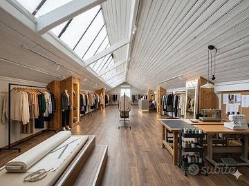 Splendido spazio commerciale