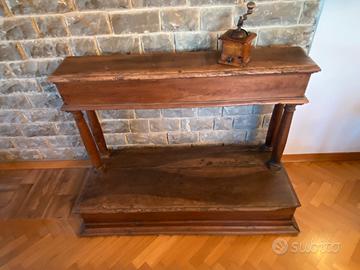 Antico Inginocchiatoio a colonne, Toscana, '600