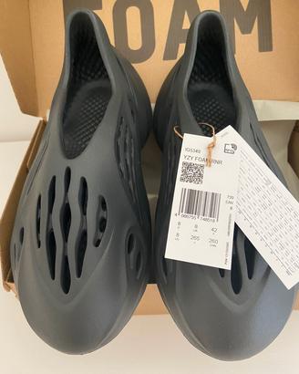 ADIDAS YZY FOAM RNR CARBON TG 42