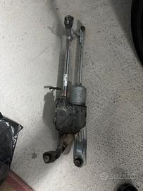 Motorino tergicristalli golf 7