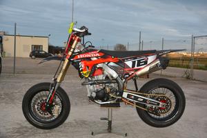 Honda CRF 450 supermotard 
