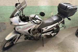 Honda transalp 650