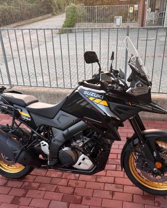 SUZUKI V-STROM 1050 XT ABS (2021)