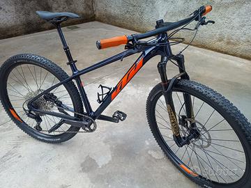 MTB 29  KTM MODELLO MYROON  PRO CARBONIO (NUOVA)