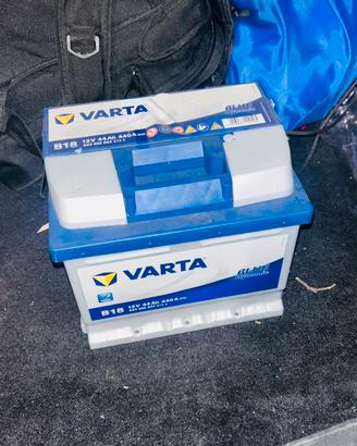 Batteria per auto Varta 44 Ampere