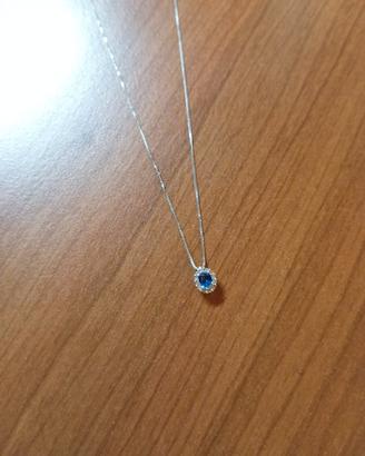 Collanina in oro e diamante zaffiro