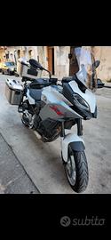 bmw F900XR