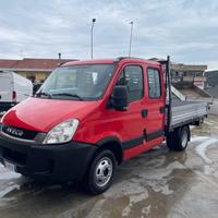 IVECO DAILY 3.0 150CV 7 POSTI CASSONE FISSO
