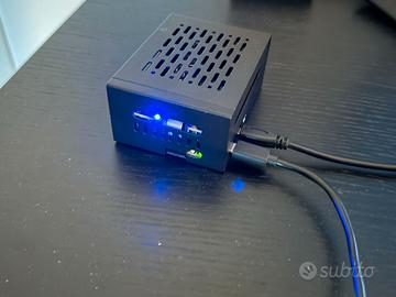 Raspberry pi 5 8GB ram + SSD Lexar 2tb + garanzia
