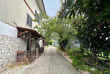 VILLA SINGOLA A NAPOLI