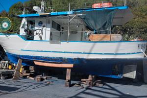 Licenza di pesca con attività annessa completa