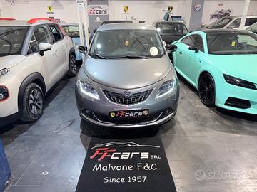 Lancia Ypsilon 1.0 FireFly 5 porte S&S Hybrid Ecoc