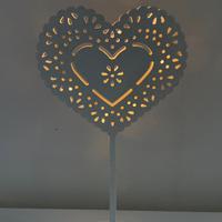 Luce decorativa a cuore in ferro