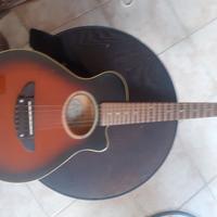 chitarra Yamaha  da  viaggio