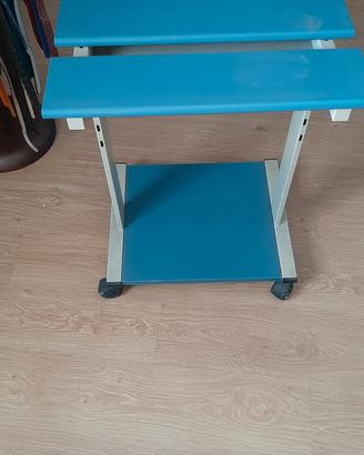 Tavolino per monitor e tastiera 