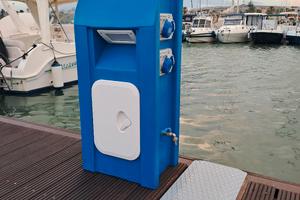colonnina distribuzione per pontile