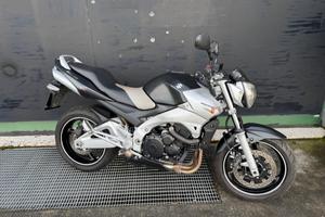 Suzuki GSR 600