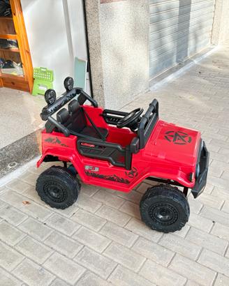 Macchinina a batteria per bimbo