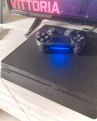Play station 4  1 ter + giochi
