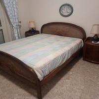 Set camera in piuma di noce