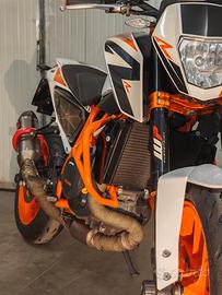 KTM Duke 690 R ABS guidabile anche con A2