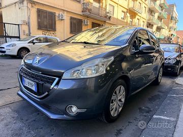 Peugeot 208 1.4 HDi 68 CV 5 porte Business