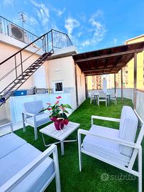 Follonica, Centro: attico con terrazza di 60 mq