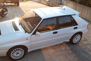 lancia delta integrale 8v