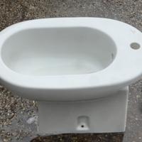 Bidet a terra serie Linda idea standard bianco