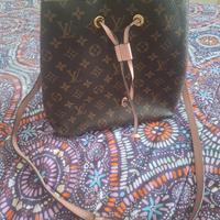 Néonoè louis vuitton