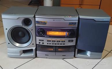 Stereo Pioneer XR-A100 con 3 CD e Doppia Cassetta 