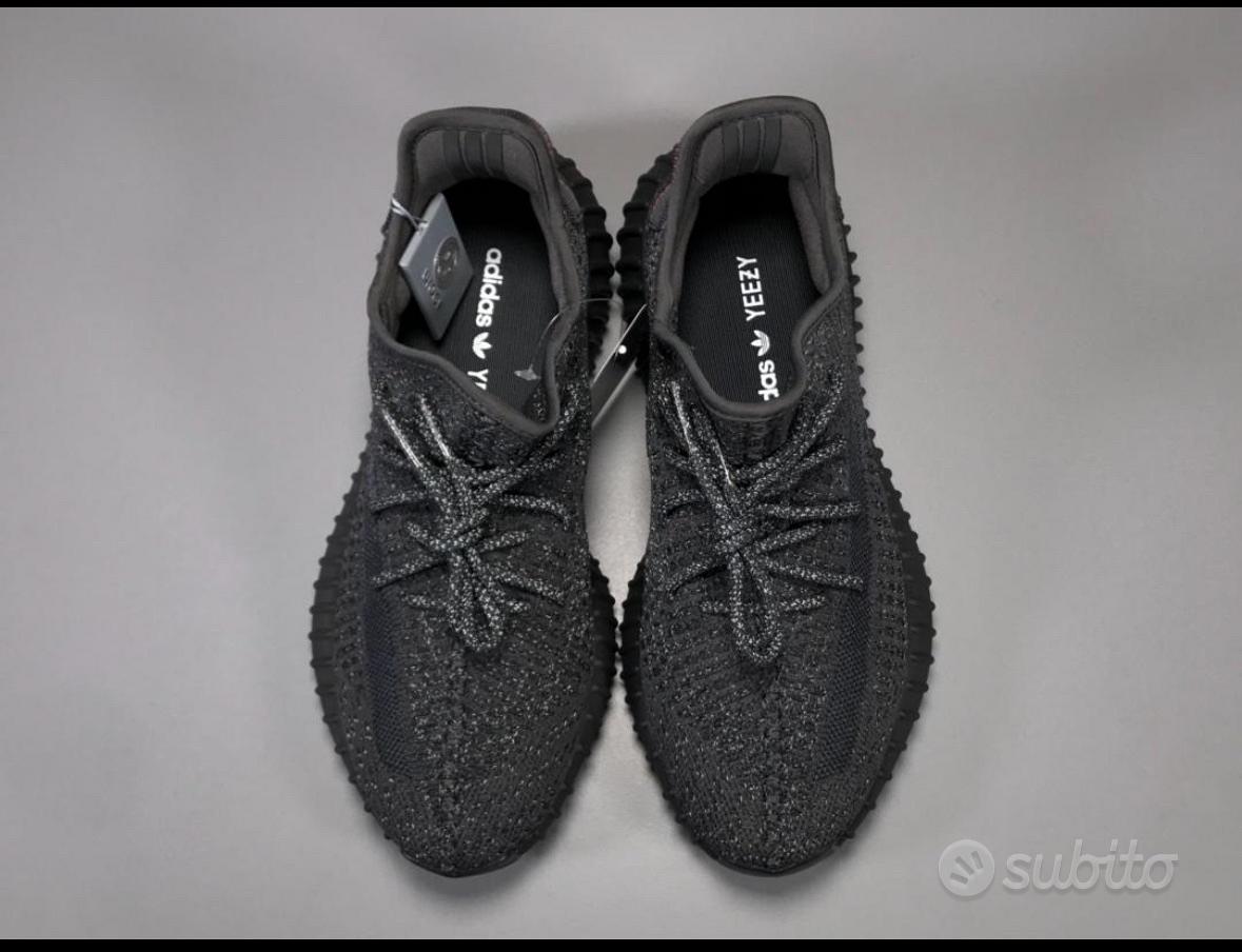 Yeezy bianche cheap e nere adidas