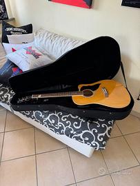 Chitarra acustica