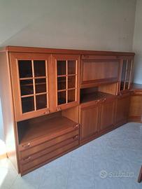 Soggiorno  con tavolo e sedie