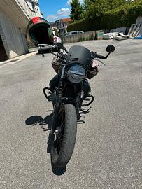 Moto Guzzi V 7