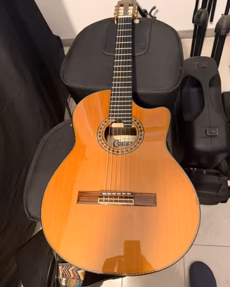 Chitarra classica Camps Nac4 amplificata fishman