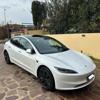 Tesla model 3 Highland RWD